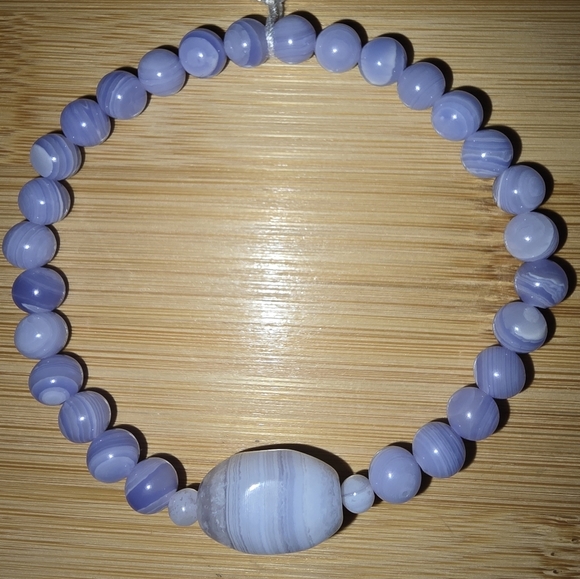 Blue Lace Agate Stone And 6mm Blue Lace Agate Beaded Bracelet - Picture 2 of 9